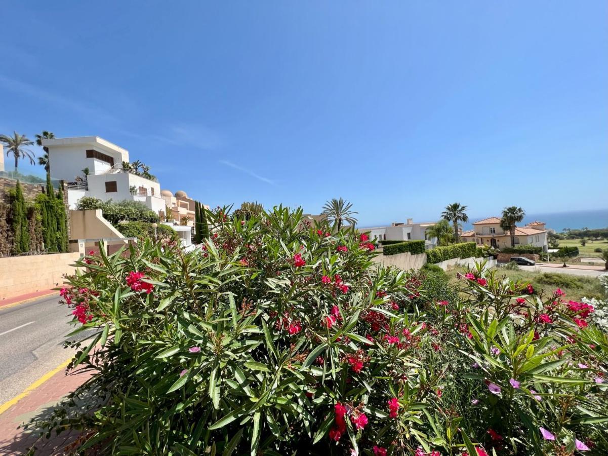 Magnificent Mar'y'golf With Spectacular View! High-speed Internet, Remote Work Apartment *